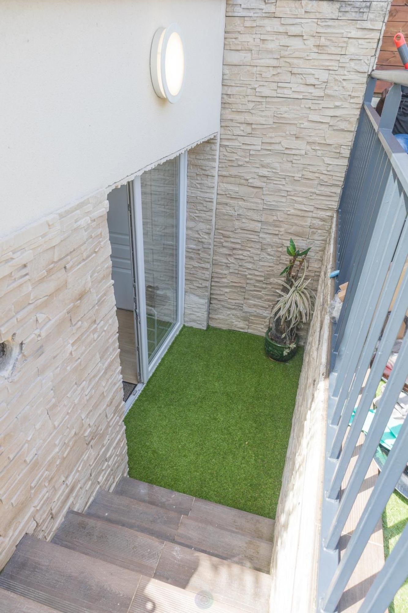 The Silent Green Lounge, Noisiel Exterior foto